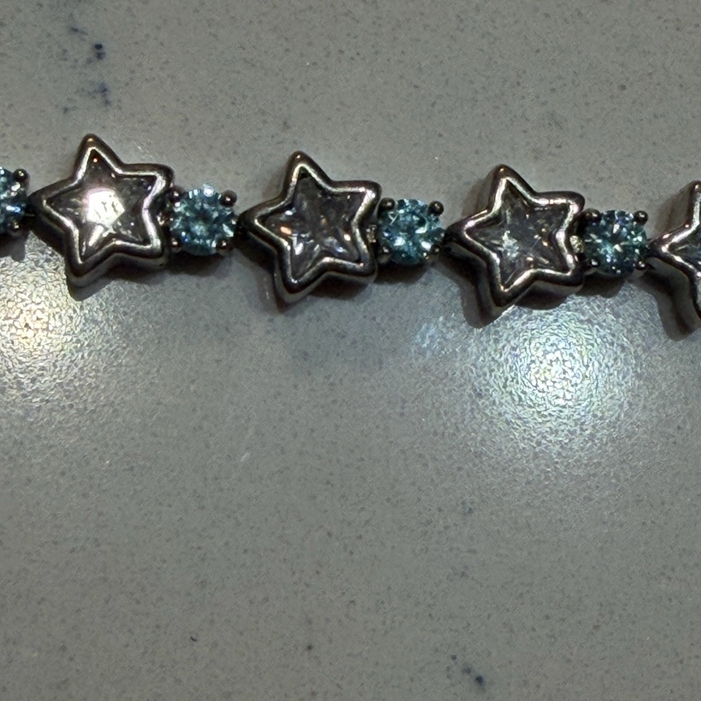 NWOT Oomiay Bezel Star Tennis Bracelet
